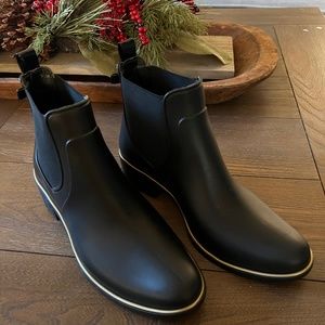 NEW Black Kate Spade New Yorks Star Chelsea-Style Ankle Boots w/ Gold Trim & Bow